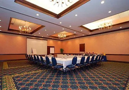 Clarion Hotel Marina&Conference Center 